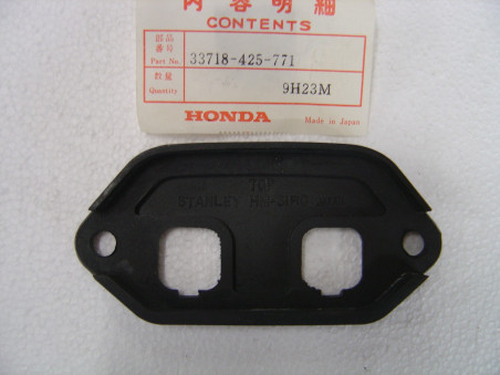 Embase caoutchouc feu arrière Honda CB650 CB750 CX500
