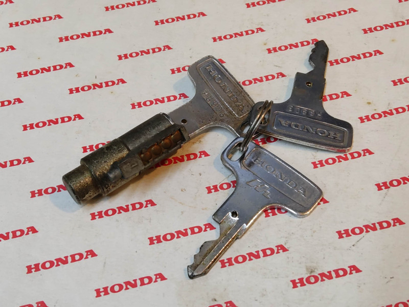 Neiman Direction 3 Clés Occasion Honda CB750 Four K0-K6