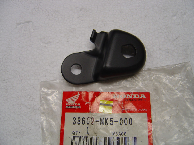 Support Clignotant AR Gauche Honda XL600V - Réf. 33602MK5000