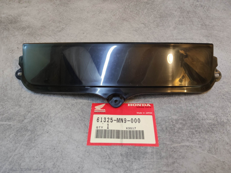 Visière avant (B) NX650 DOMINATOR 1988-91 HONDA 61325-MN9-000