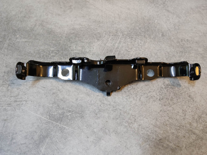 Support avant CG125 1995/96 CB125S 1984/85 HONDA 87130-397-630