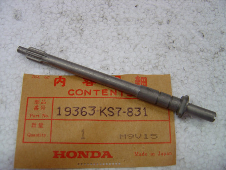 Arbre de pignon pompe à eau Honda CR250R 19363-KS7-831
