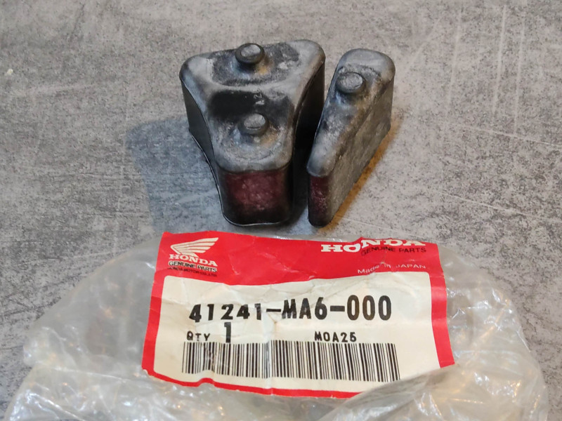 Silent bloc transmission moyeu AR 500VFF-C VF1000F 400VFR HONDA 41241-MA6-000