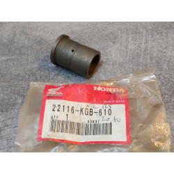 Entretoise cloche d'embrayage VT125 C/C2 SHADOW HONDA 22116-KGB-610