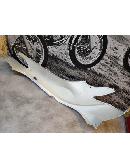 Carénage latéral droit gris (NH411M) SH125 2001-2004 HONDA 83450-KPR-900ZB