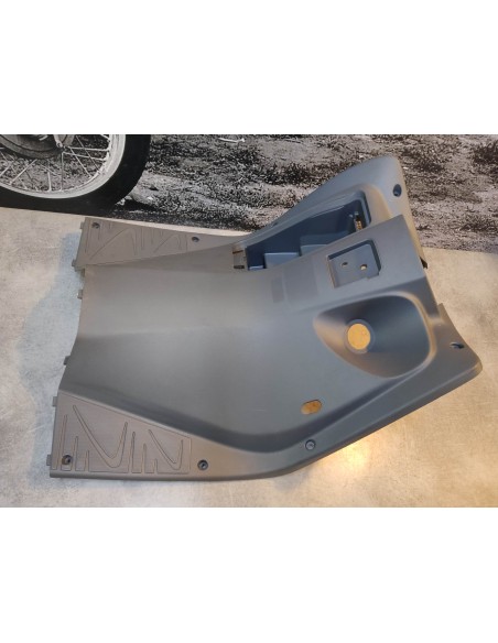 Carénage interieur SES125 Dylan 02/06 code couleur NH491R HONDA 81131-KPZ-900ZA