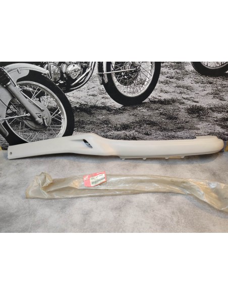 Cache latéral droit gris (NH136R) NOS SJ50 SJ100 BALI HONDA 83501-GAV-700ZBNOS