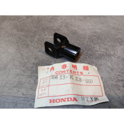 Support repose pied de VT250F 82 VF400 82/84 VT500E 83/85 HONDA 50623-KE8-000