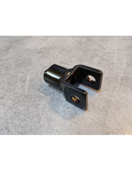 Support repose pied de VT250F 82 VF400 82/84 VT500E 83/85 HONDA 50623-KE8-000