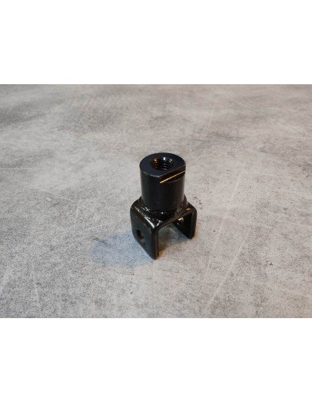 Support repose pied de VT250F 82 VF400 82/84 VT500E 83/85 HONDA 50623-KE8-000