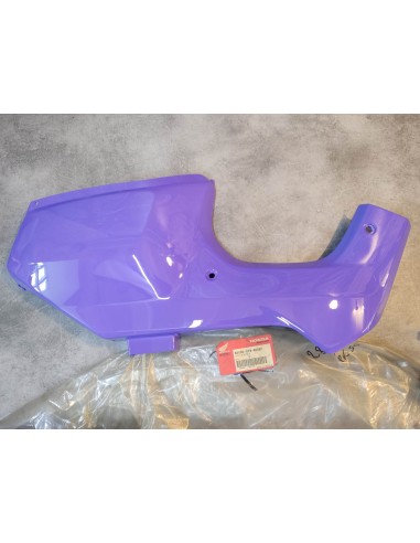 Carénage latéral coté droit (RP127) PK50M 1990-2000 HONDA 83500-GT8-600ZF