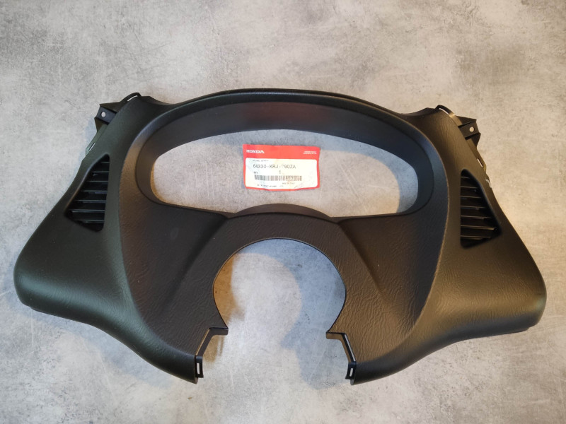 Carénage latéral coté gauche (NHB44P) FORZA 125 2015/16 HONDA 83300-K40-F01ZC