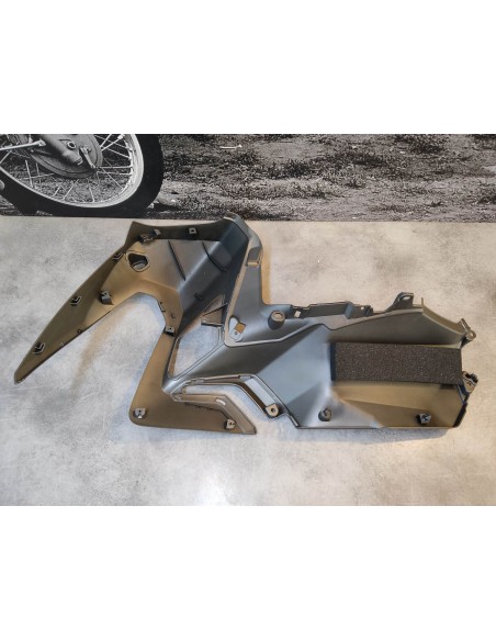 Ensemble auvent latéral droit (NH389M) XADV 750 HONDA 64322-MKH-D00ZA