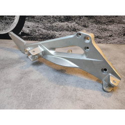 Platine repose pied coté droit NT650V 1998-2001 HONDA 50600-MBL-610