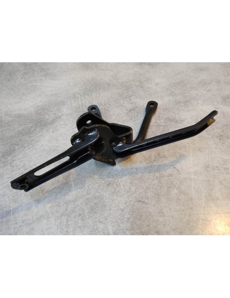 Platine repose pied AR droit de PCX125 2010-2012 HONDA 50715-KWN-900