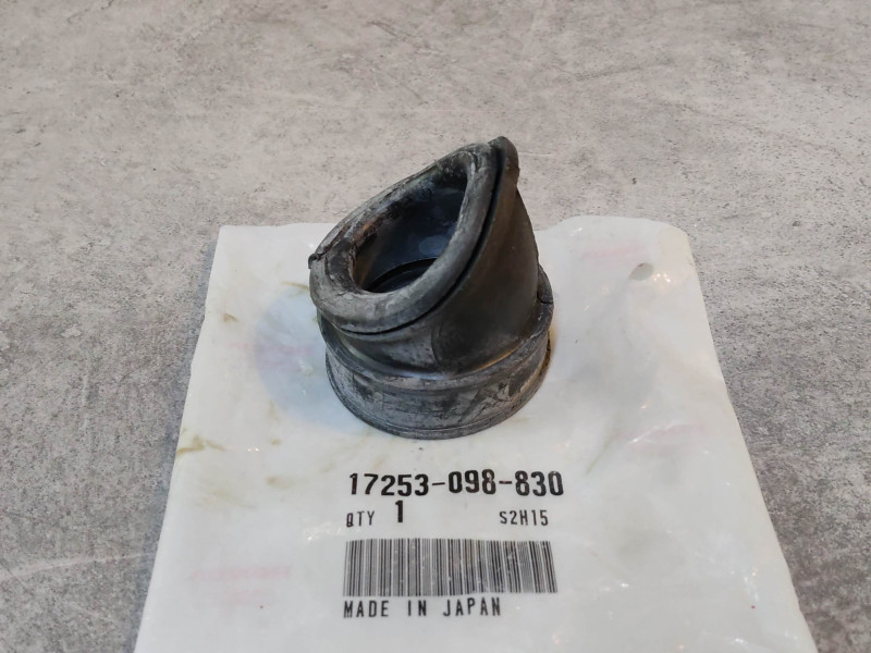 Conduit de boite à air de ST50 ST70 HONDA 17253-098-830