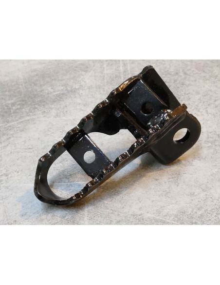 Repose pied coté droit XLR 125 R 93/97-98 XLR 200 R 93 HONDA 50616-KCN-000