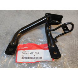 Support de repose pied SH125 SH150 2009 HONDA 50725-KTF-980