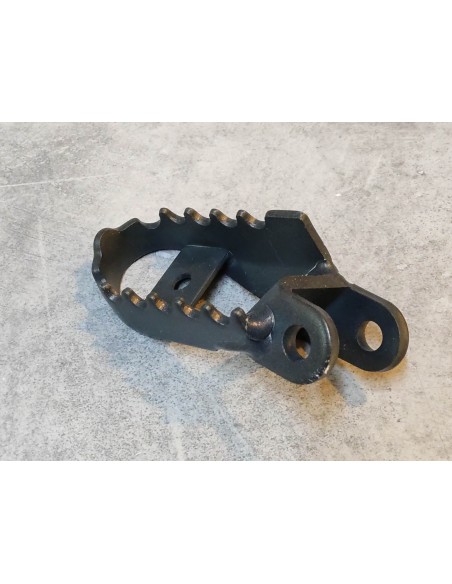 Repose pied coté droit CRF1000 2016/17 HONDA 50616-MJP-G50