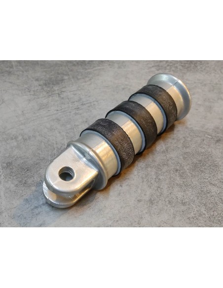 Barre de repose pieds Shadow VT1100C 01/07 VT750C 99/01 HONDA 50715-MBA-020