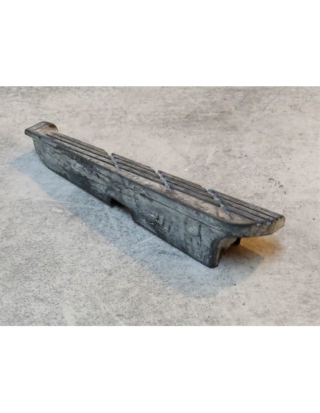 Caoutchouc de repose pied coté droit FJS400 FJS600 FSC600 HONDA 50617-MCT-000