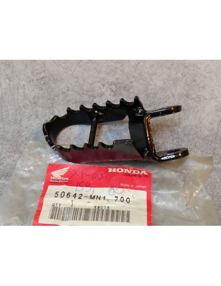 Repose pied avant G XR600 92/95 remplacé par 50642MAG700 HONDA 50642-MN1-700