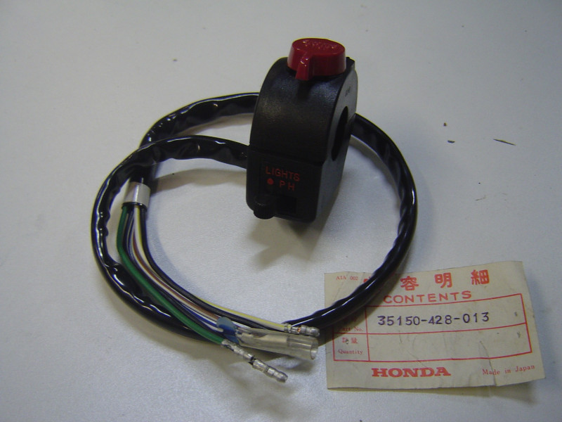 Commodo droit Honda XL250SA XL500SZ-SA – Réf. 35150428013