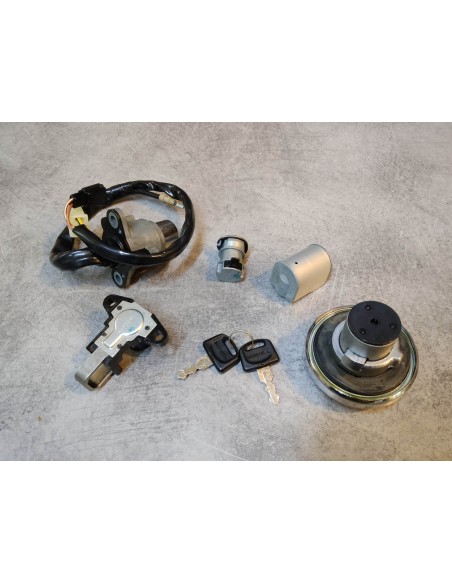 Kit serrures VT1100C SHADOW 1987-1989 HONDA 35010-MM8-000