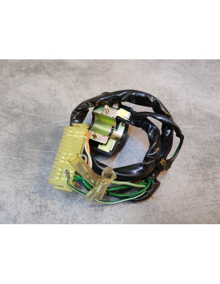 Commodo gauche complet coquille AR OCCASION MTX50A/AH/A2J HONDA 35210-GF9-620OCC