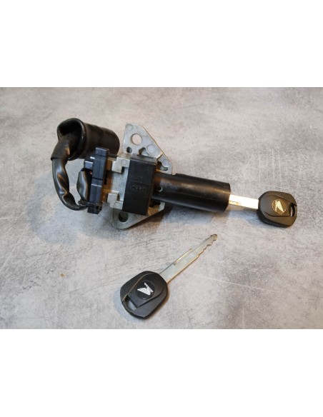 Contacteur à clefs OCCASION TBE NSS300 /A 2013 FORZA 300 HONDA 35100-K04-931OCC