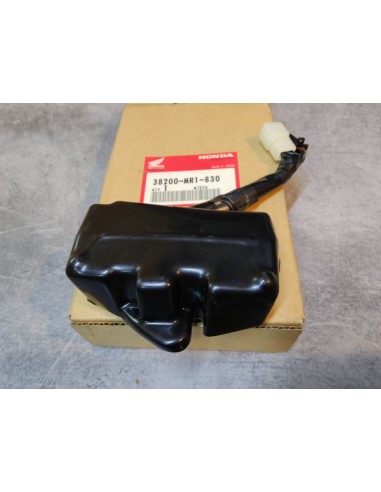 Boitier de fusibles VT600C SHADOW 1987-2006 HONDA 38200-MR1-830