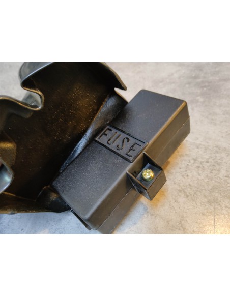 Boitier de fusibles VT600C SHADOW 1987-2006 HONDA 38200-MR1-830