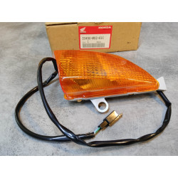 Clignotant avant droit de CBR1000F 1989-1992 HONDA 33400-MS2-601