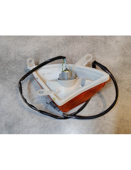 Clignotant avant droit de CBR1000F 1989-1992 HONDA 33400-MS2-601