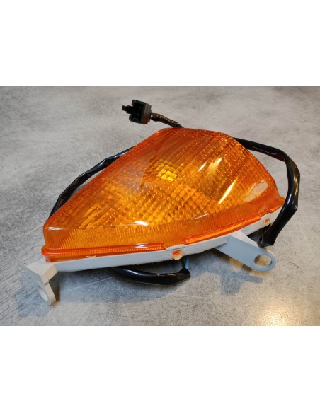 Clignotant avant droit de CBR1000F 1989-1992 HONDA 33400-MS2-601