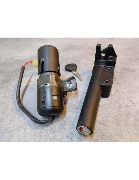 Kit serrures OCCASION 1 clé SZX50S X8R 1998-2001 HONDA 35010-GCM-900OCC