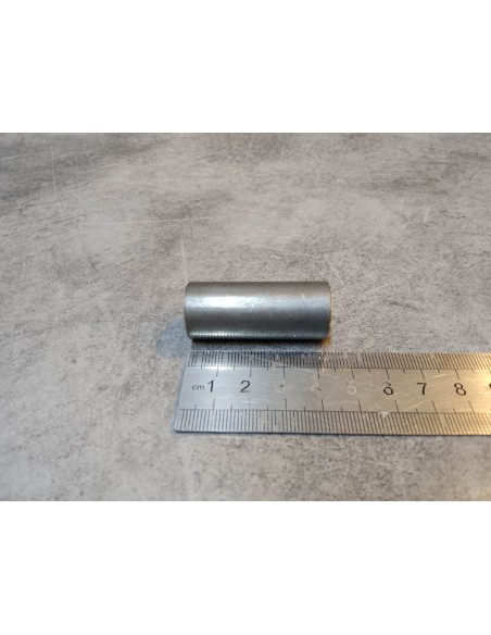 Entretoise essieu avant SA 50/75 CH125 SJ 50/100 NH80 EZ90 HONDA 44620-GC8-000