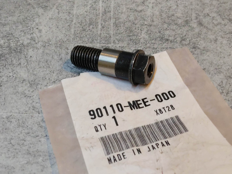 Boulon béquille latérale CBR 600 RR/RA 2003-2011 HONDA 90110-MEE-000