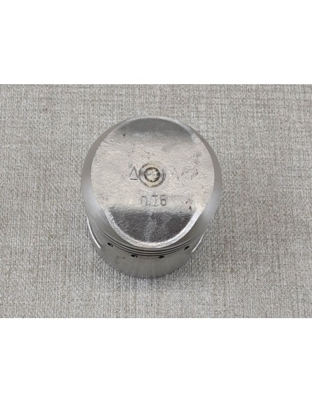 Un piston cote +0.75mm CB125 K3 K5 CD125A neuf origine HONDA 13104-230-040