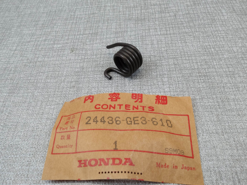 Ressort fourchette de selection NSR50 MBX50 MBX80 NS50  HONDA 24436-GE3-610