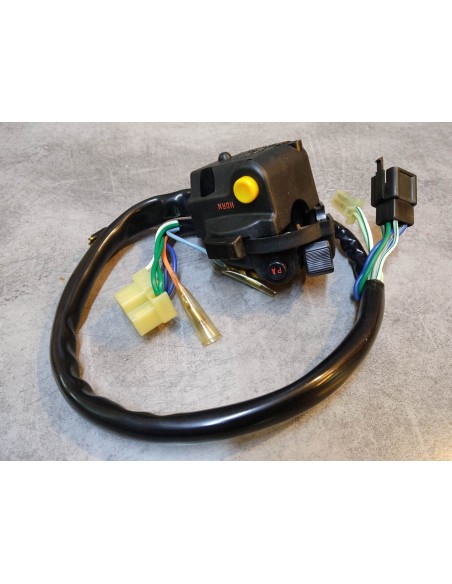 Commodo gauche HONDA CB750FA/FB/FC/F2C CB900BO 35200-438-601