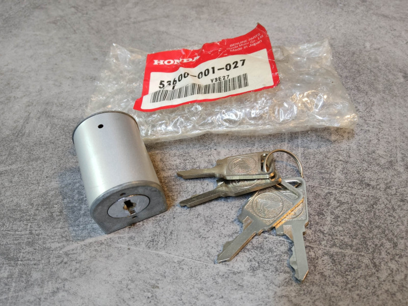 Antivol direction avec 4 clefs HONDA ST70 CF50-70 SS50 P50 53600-001-027