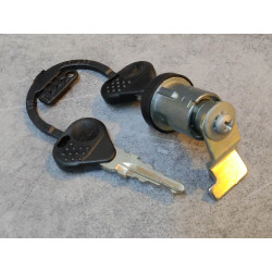 Serrure de vide poches HONDA FES125  SES125 NES125 64210-KEY-900