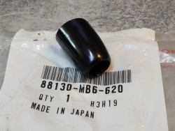 Caoutchouc cache embase rétroviseur VF1000 XL1000 CB900 HONDA 88130-MB6-620