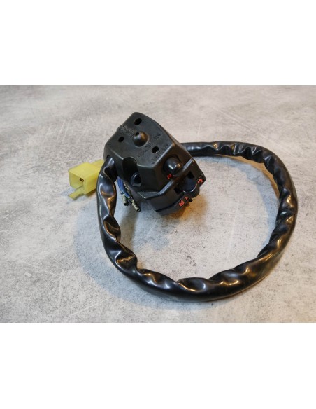 Commodo gauche MANQUE BOUTON HI/LO XL125 XL185 HONDA 35200-437-940OCC