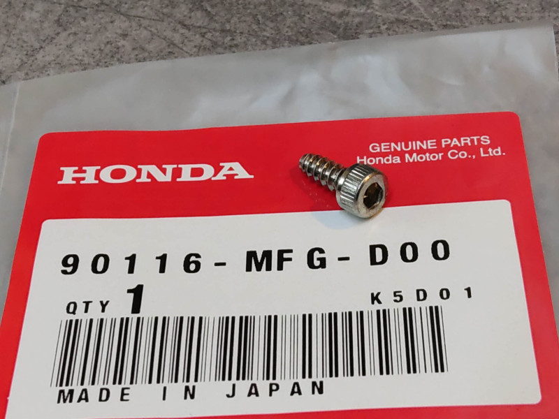 Vis auto-taraudeuse 4x10 mm CB600F HONDA 90116-MFG-D00