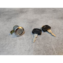 Serrure de trappe pour PC800 XR750V idem 77232GBL772 HONDA 77232-GW0-000