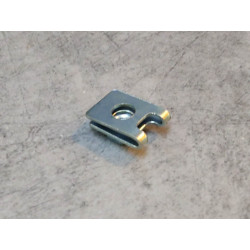 Ecrou à agrafe de vis de 4mm dans montage de carenage HONDA 64527-KE8-700