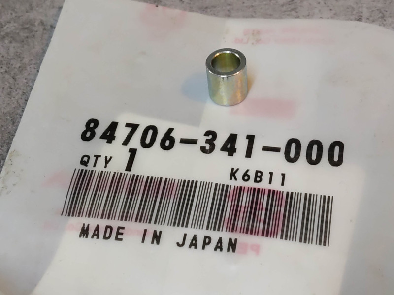 Collier support plaques HONDA 84706-341-000