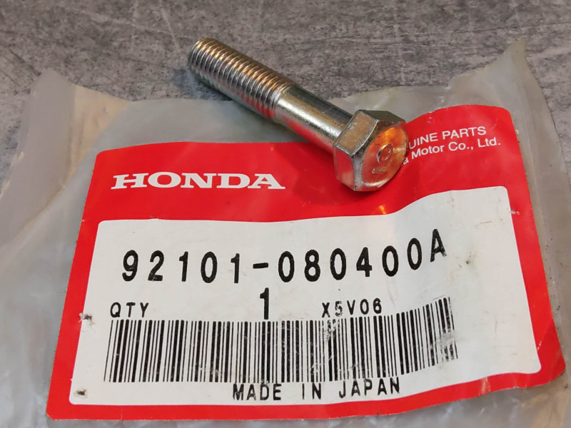 Vis à tête hexagonale 8x40 mm HONDA 92101-080400A